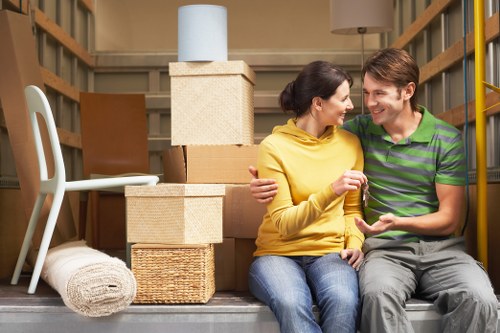 Moving van for flats and houses near Lamorbey